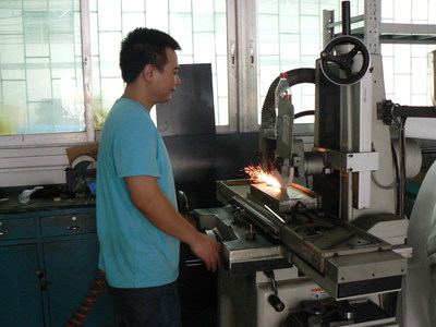 精密機(jī)械零件加工